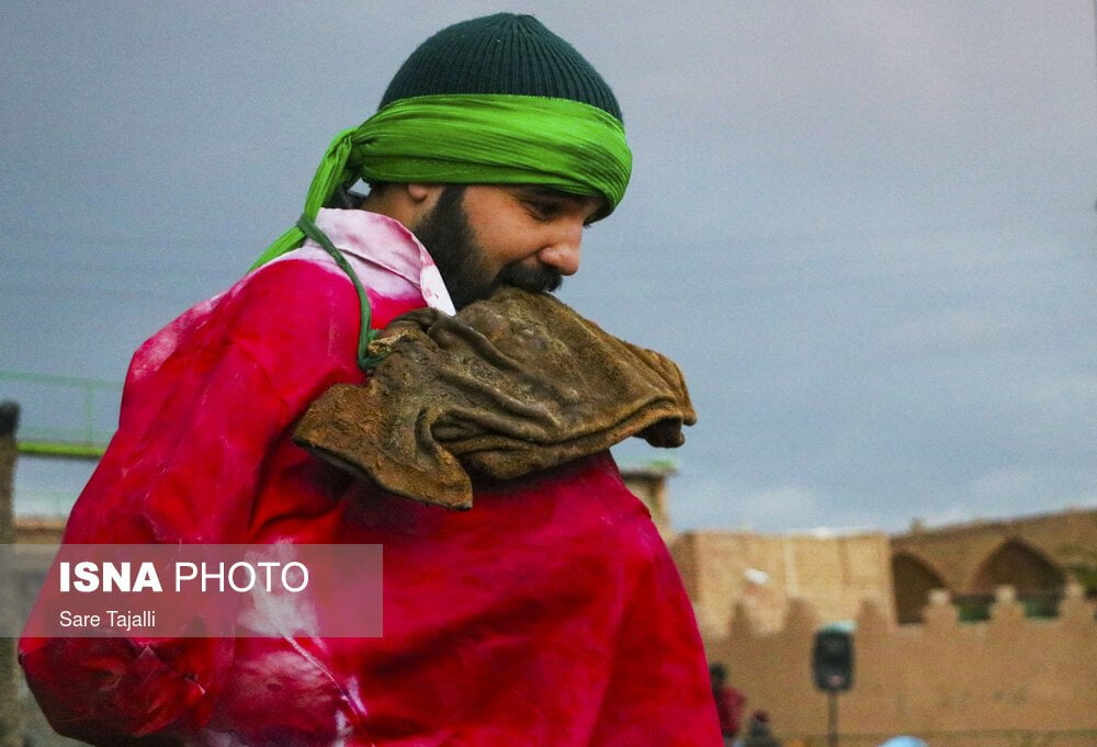 پخش ۴ نمایش و گفت وگو با تعزیه خوان ها در ایام عزاداری