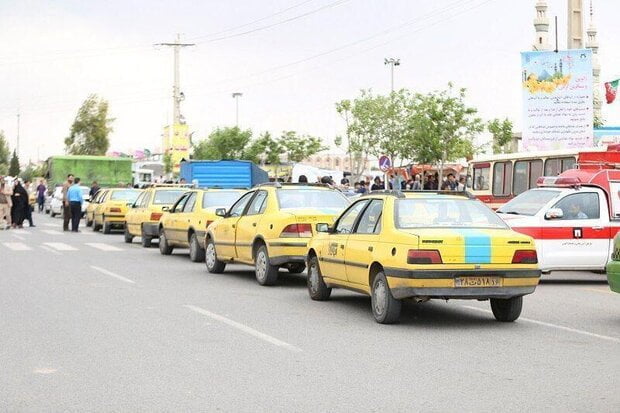 مردم رشت و رانندگان تاکسی از افزایش کرایه ها گلایه دارند 