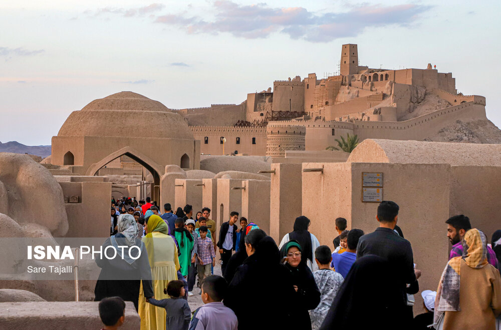 آینده گردشگری کرمان از لحاظ حجم و توزیع مناسب خواهد بود